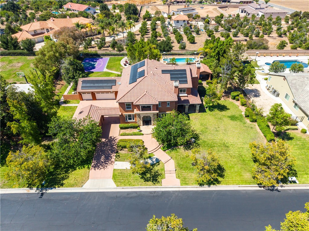 1055 Lowry Ranch Property Photo 1