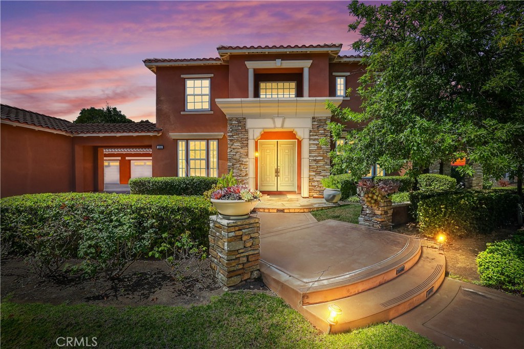1055 Lowry Ranch Property Photo 3
