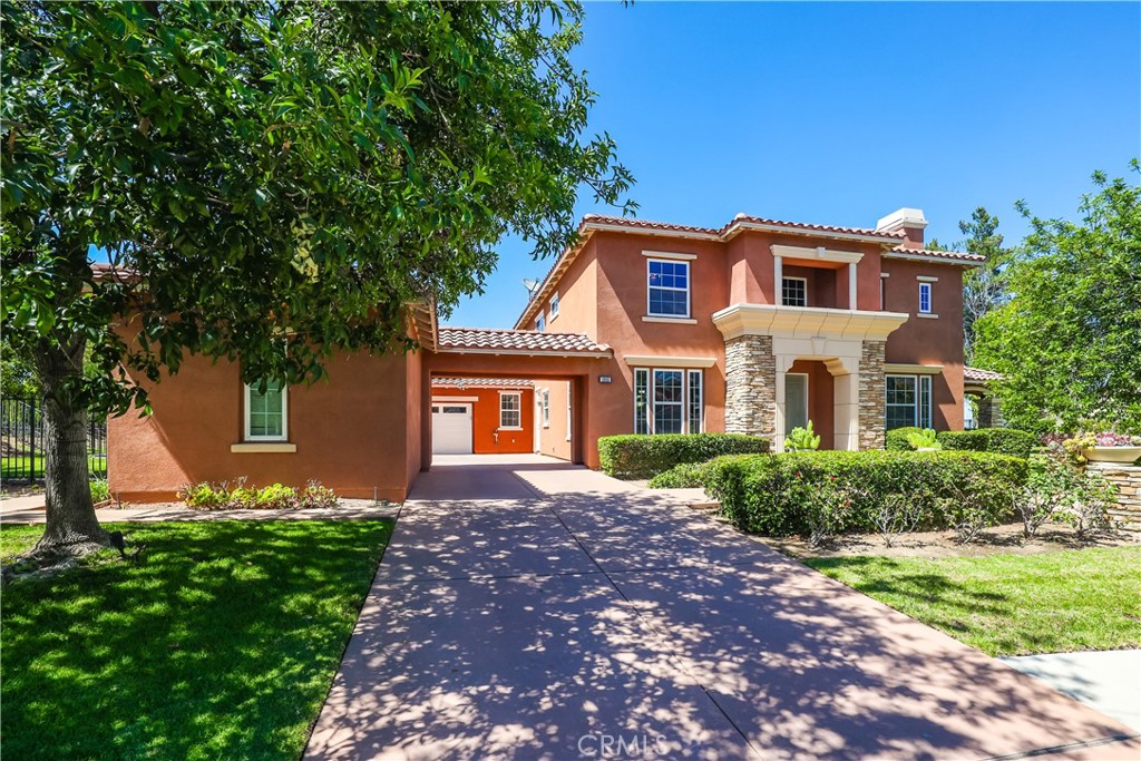 1055 Lowry Ranch Property Photo 8