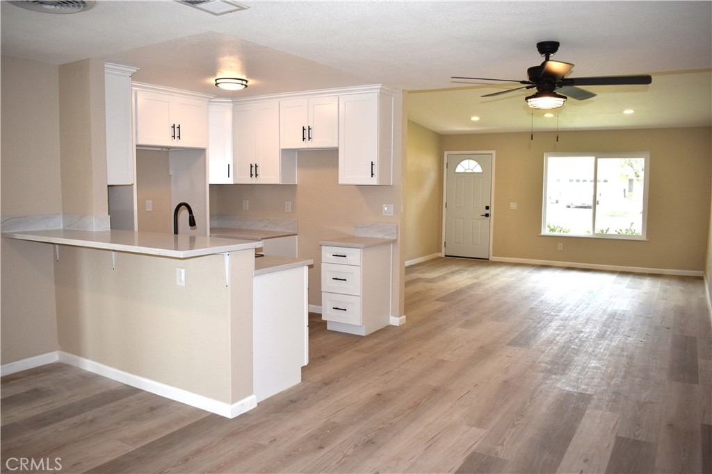 1425 Hunter Property Photo 5