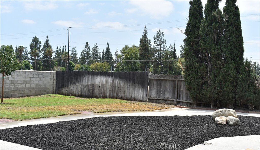 1425 Hunter Property Photo 17