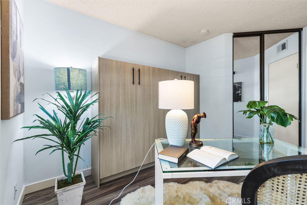 6604 Clybourn 29 Property Photo 4