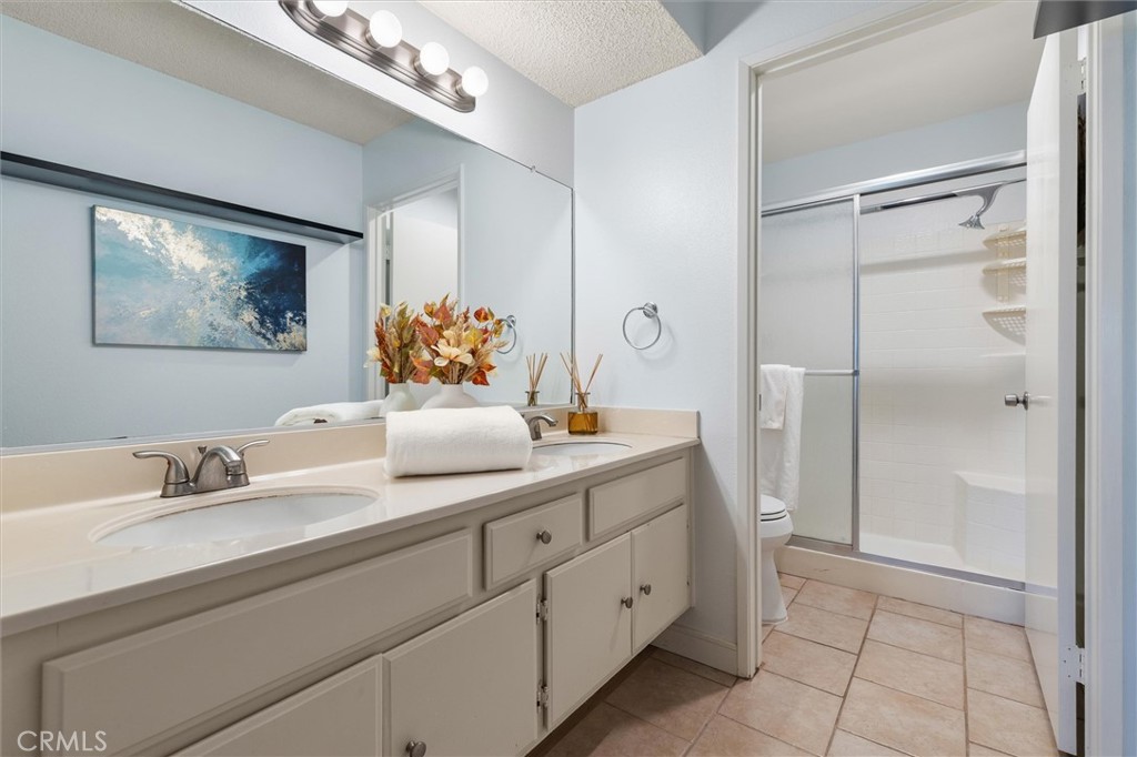 6604 Clybourn 29 Property Photo 10
