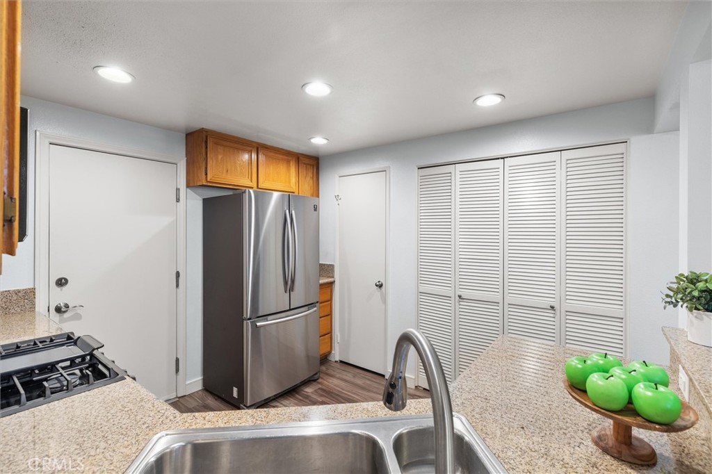 6604 Clybourn 29 Property Photo 15
