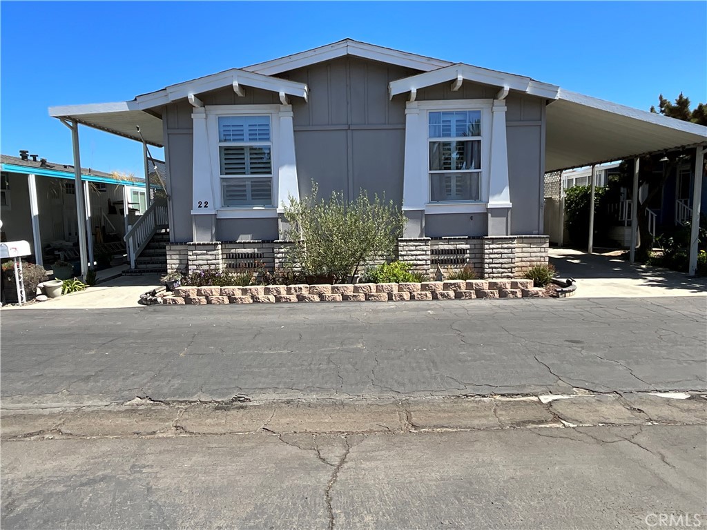 1750 Whittier Ave 22 Property Photo 1