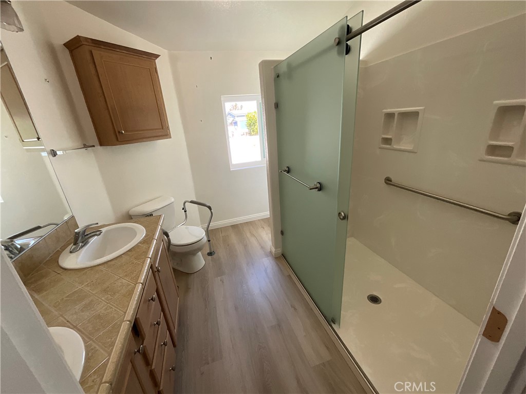 1750 Whittier Ave 22 Property Photo 12