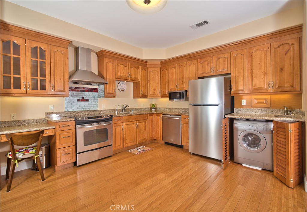 13798 Roswell Avenue B227 Property Photo 13