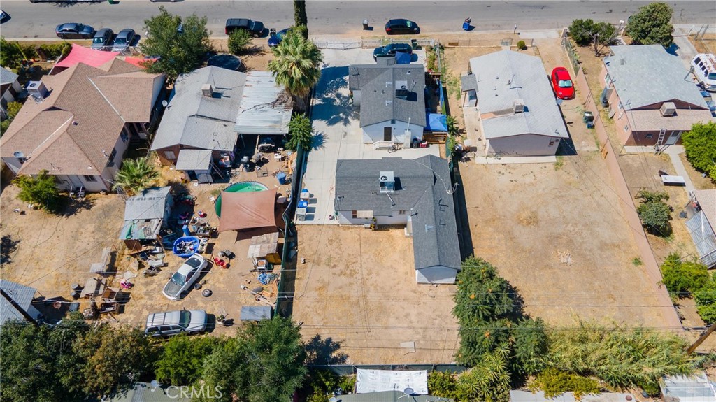 1229 Jeffrey Property Photo 6