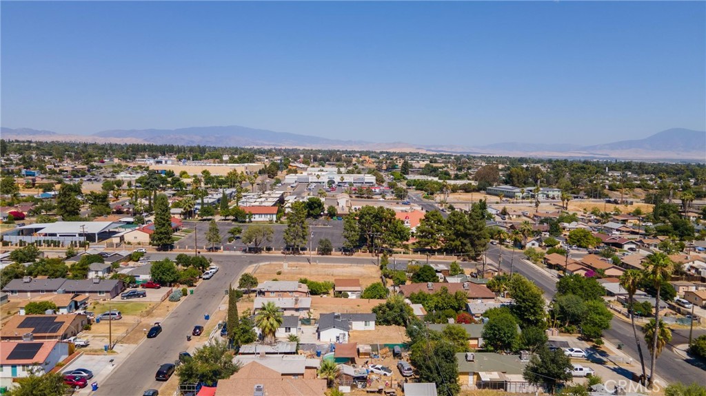 1229 Jeffrey Property Photo 10