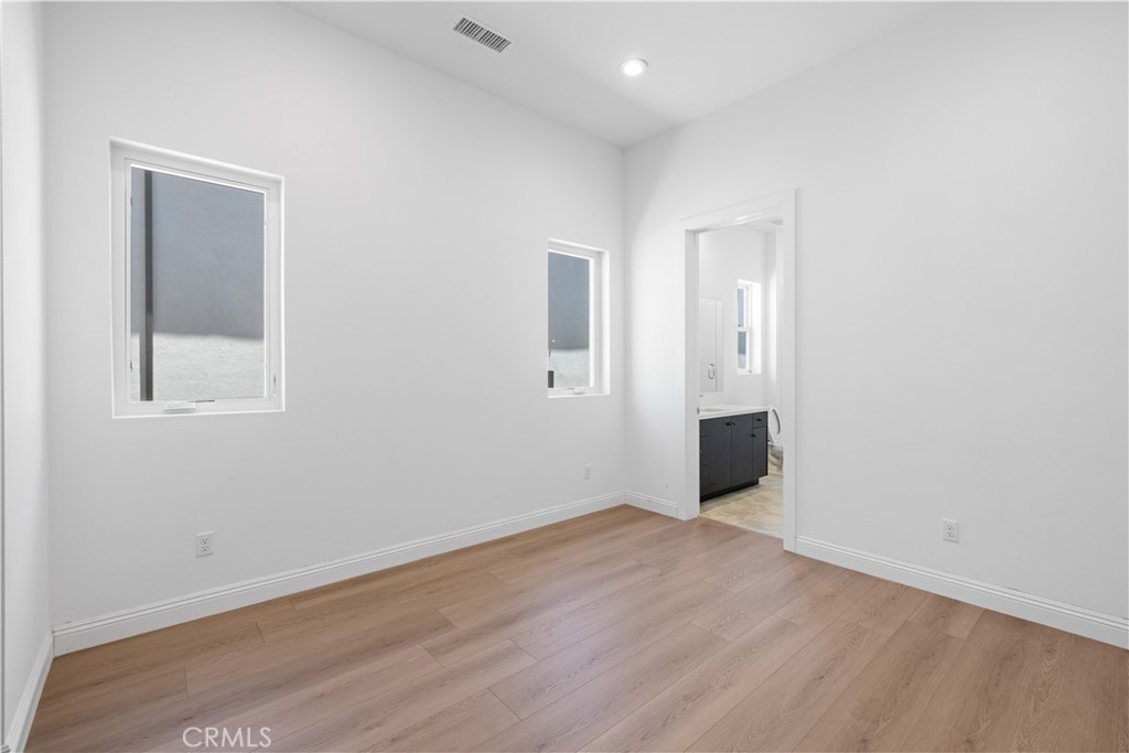 11712 N Churchill Way Property Photo 5