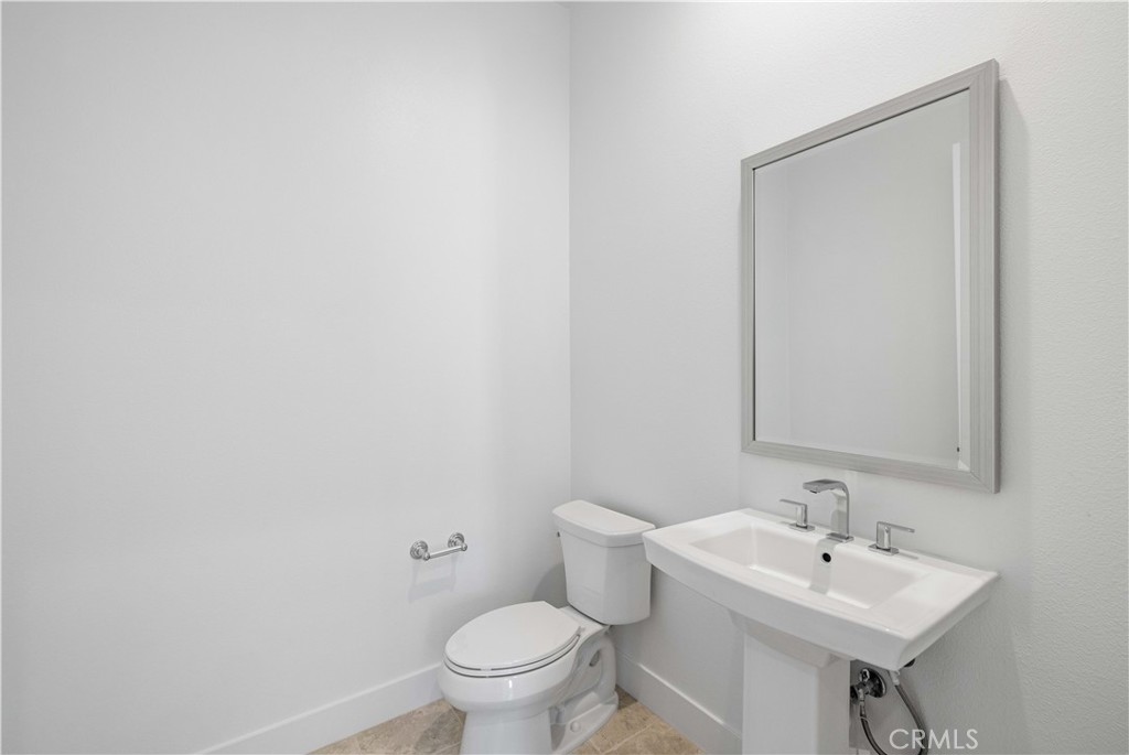 11712 N Churchill Way Property Photo 8