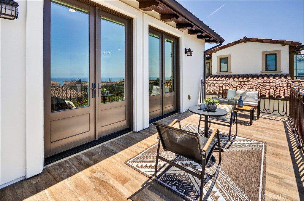 103 Via Almodovar Property Photo 27