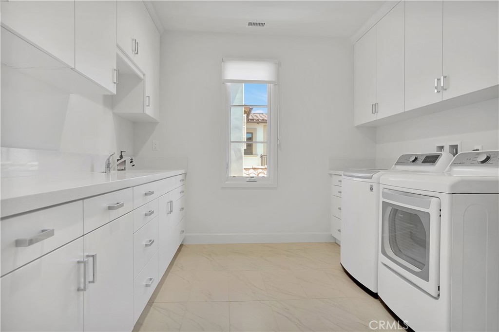 103 Via Almodovar Property Photo 31