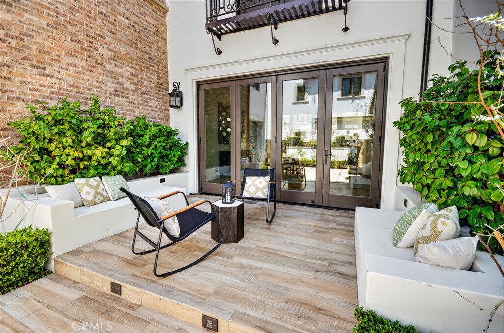 103 Via Almodovar Property Photo 33