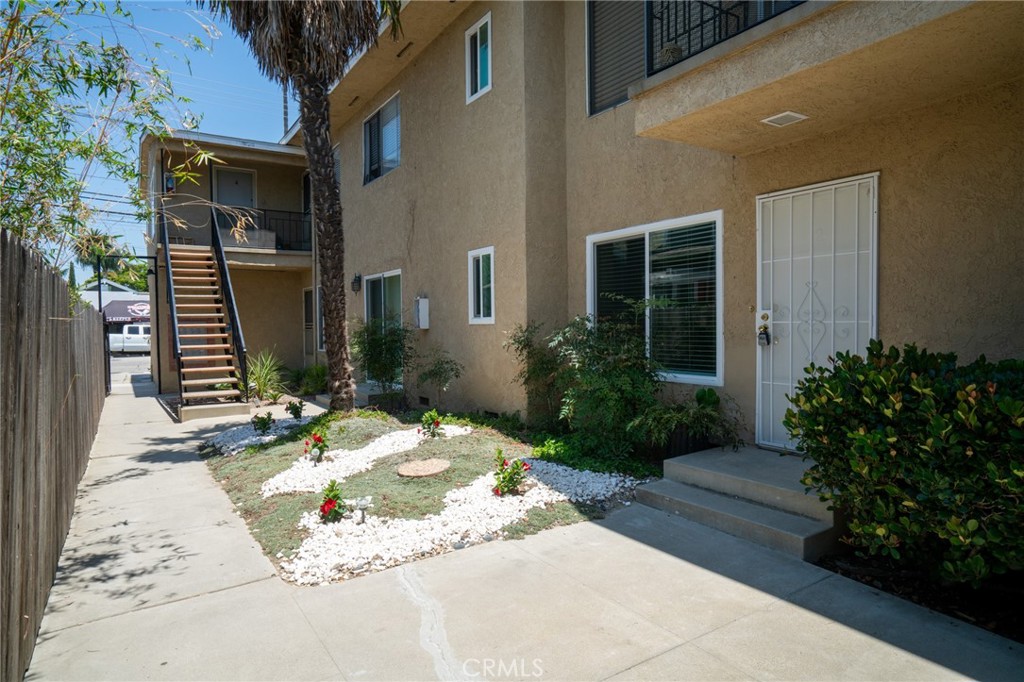 3700 E 4th Street Property Photo 6