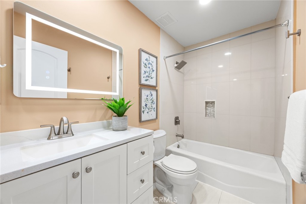 3 Moon Shadow 2 Property Photo 34
