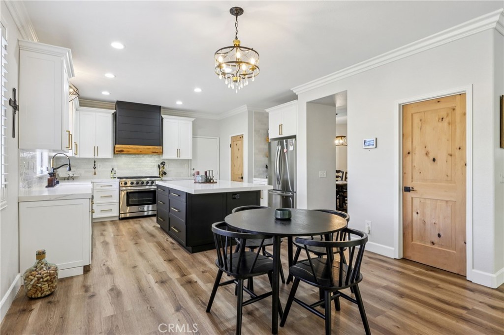 1806 Riverstone Property Photo 6