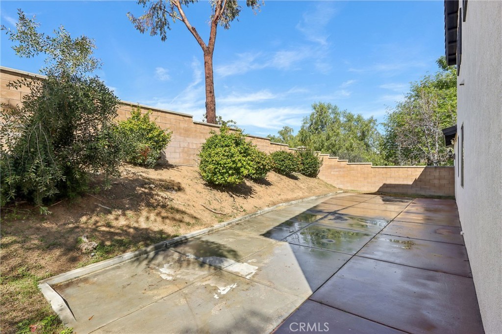 1806 Riverstone Property Photo 22