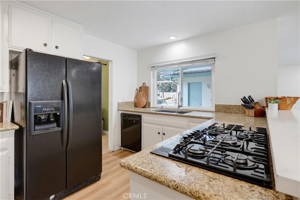 1537 Yellowstone Property Photo 9