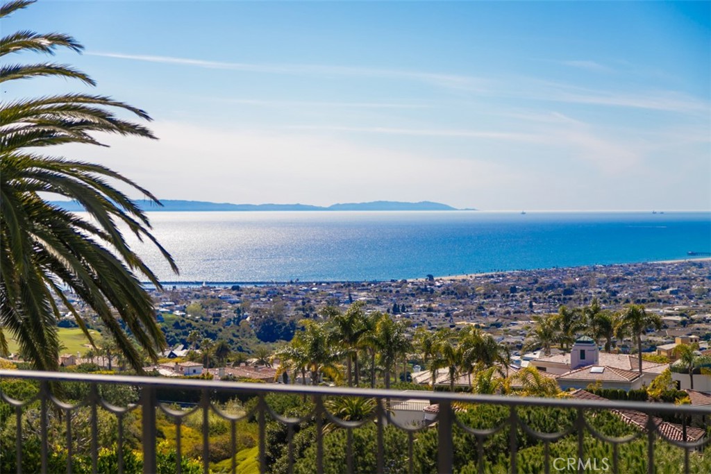 7 Sailview Property Photo 8