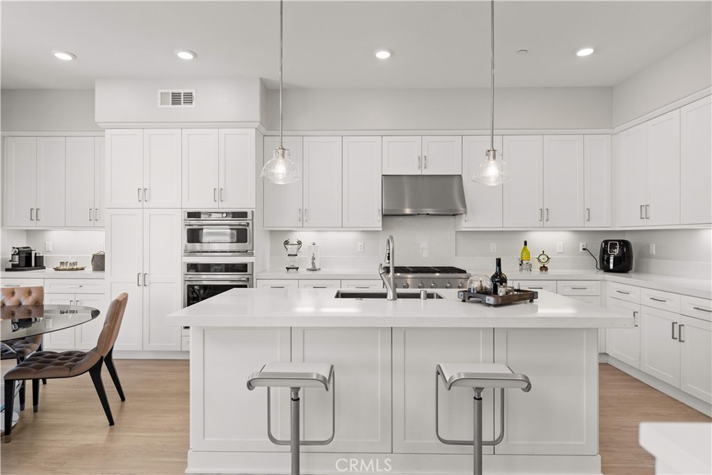 272 Merit Property Photo 3