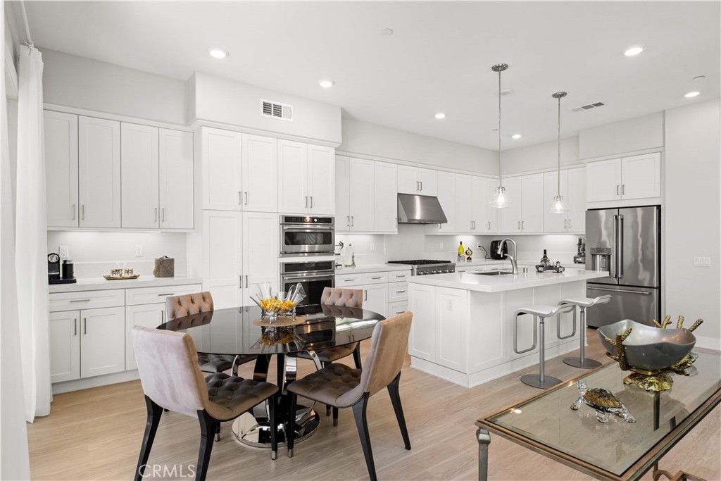 272 Merit Property Photo 24