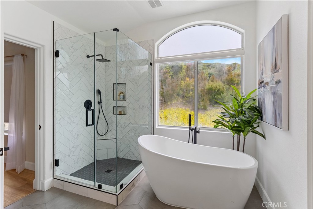 2688 N Bentley Property Photo 28