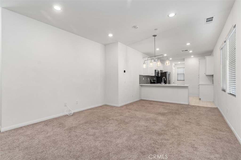 784 N Ethan Property Photo 4