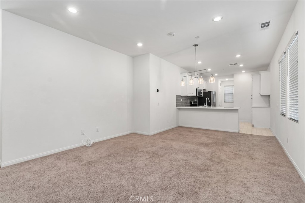 784 N Ethan Property Photo 4