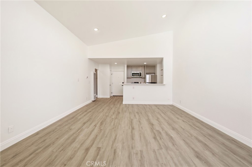 802 Coriander Drive B Property Photo 8