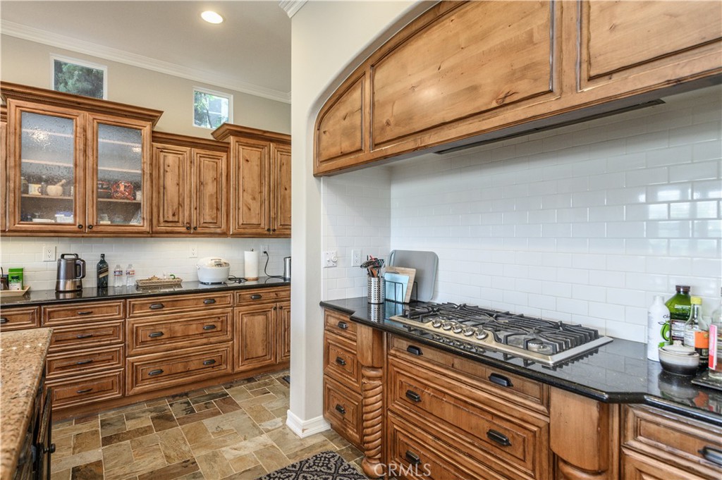 16 Pegasus Dr. Property Photo 11