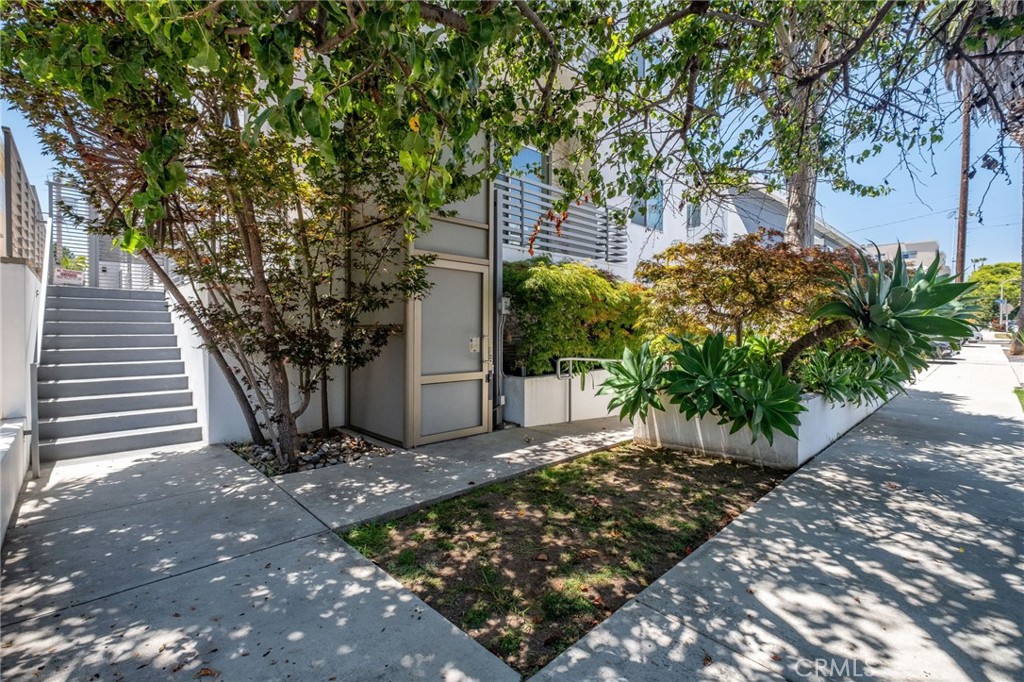 1715 Armacost Avenue 2 Property Photo 4