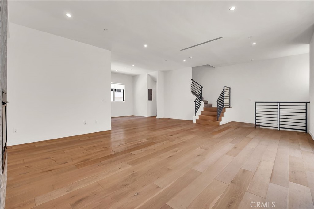 1715 Armacost Avenue 2 Property Photo 17