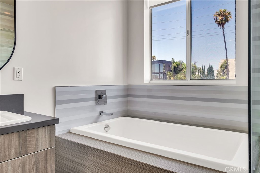 1715 Armacost Avenue 2 Property Photo 30
