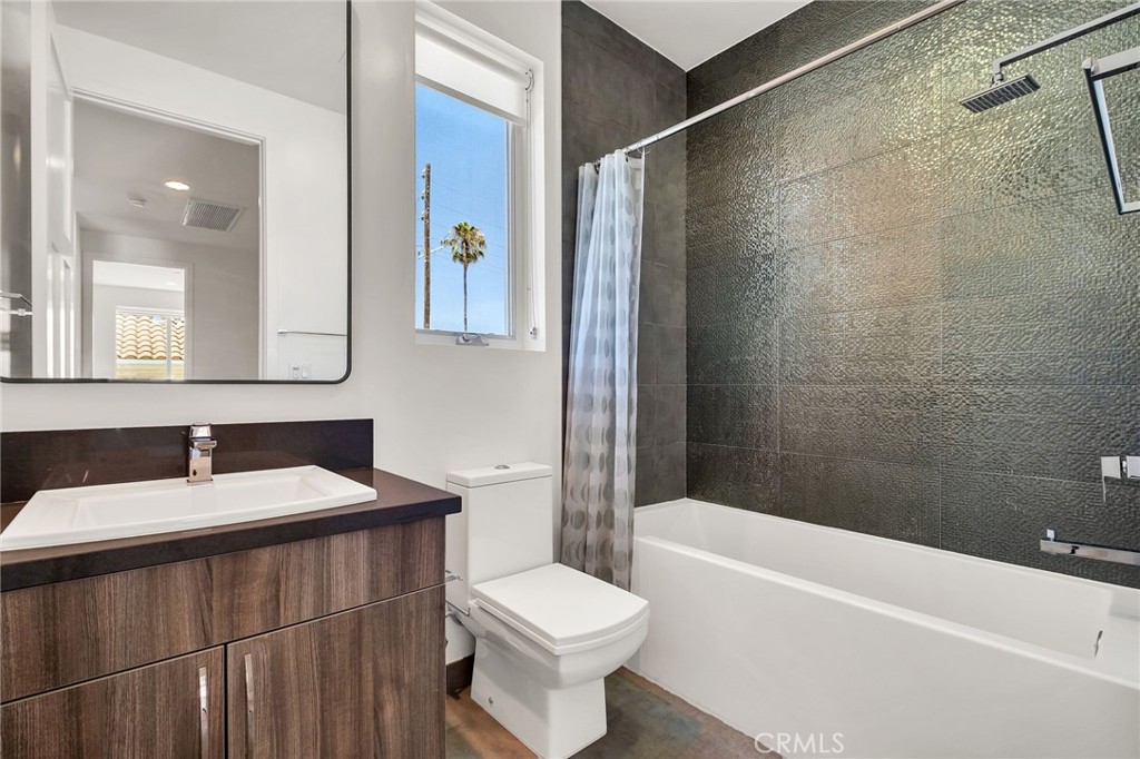 1715 Armacost Avenue 2 Property Photo 35