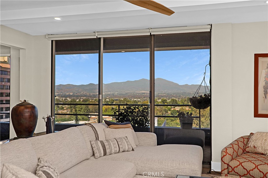 24055 Paseo Del Lago 1062 Property Photo 4