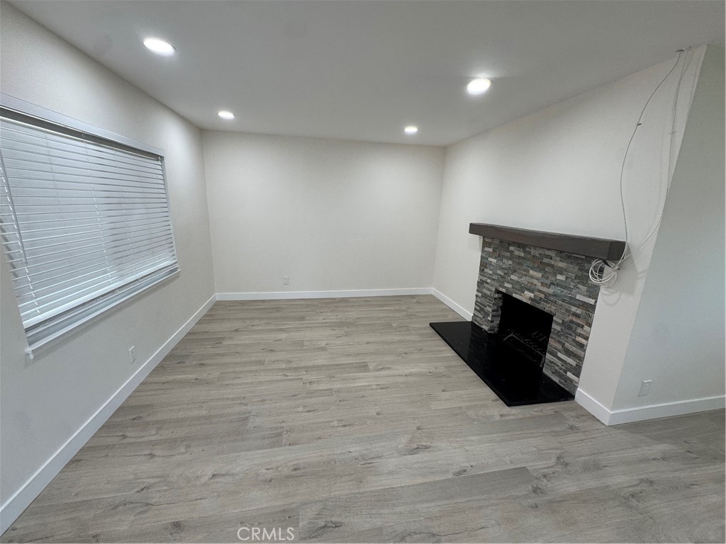 1415 E Gary Place Property Photo 8
