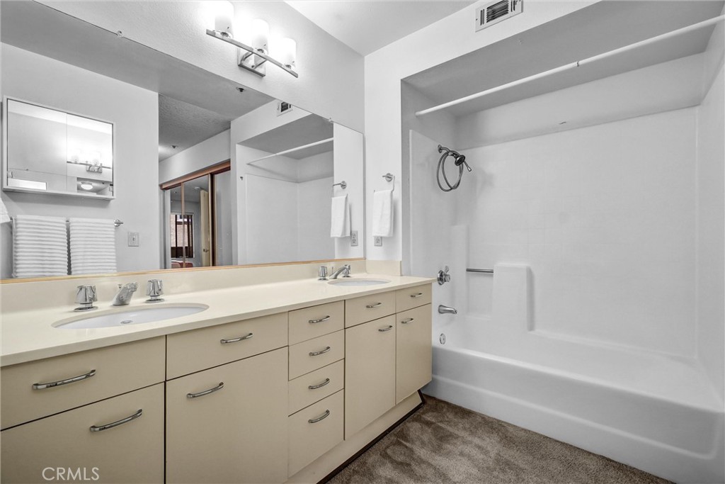 35 Linden Ave Unit 304 Property Photo 14