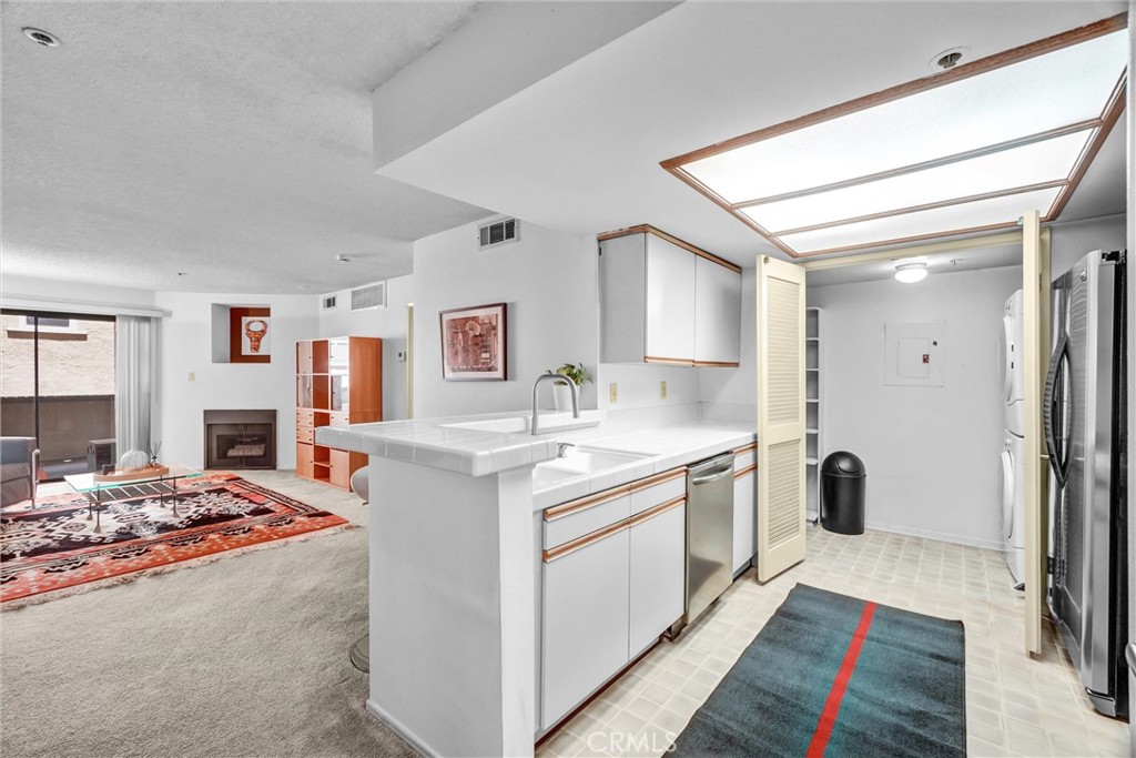 35 Linden Ave Unit 304 Property Photo 16