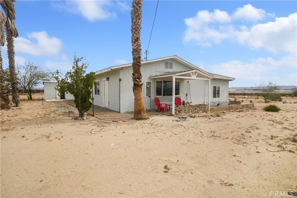 70626 Sunny Sands Property Photo 3
