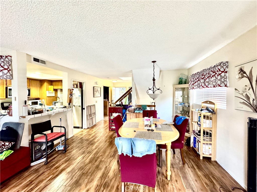 1070 Walnut Grove A Property Photo 13