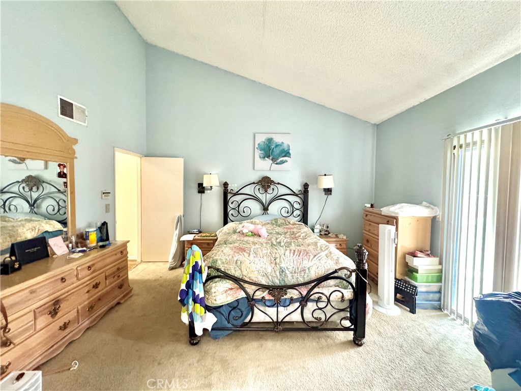 1070 Walnut Grove A Property Photo 16