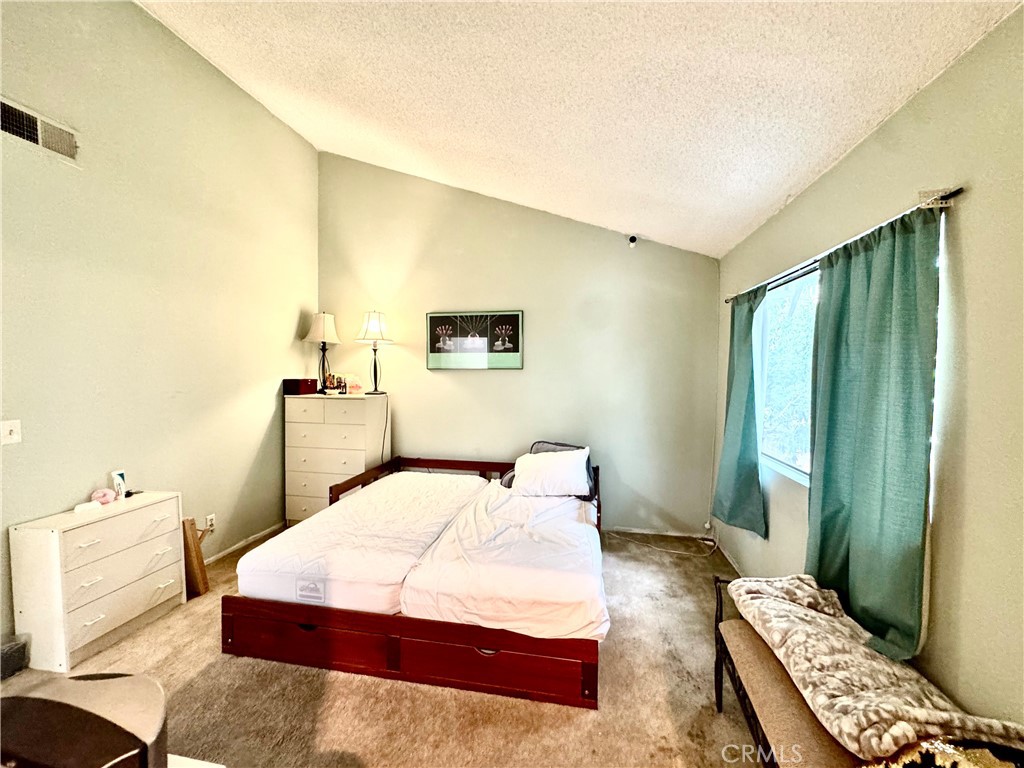 1070 Walnut Grove A Property Photo 23