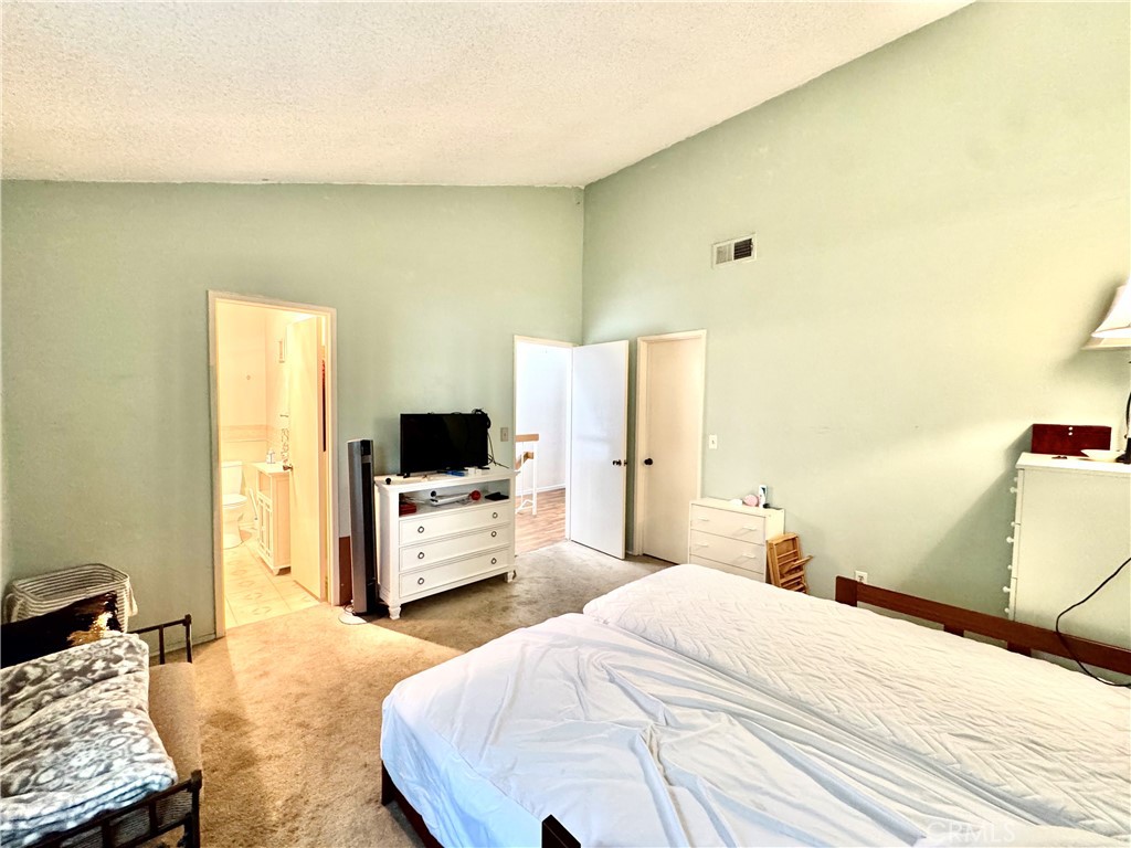 1070 Walnut Grove A Property Photo 24