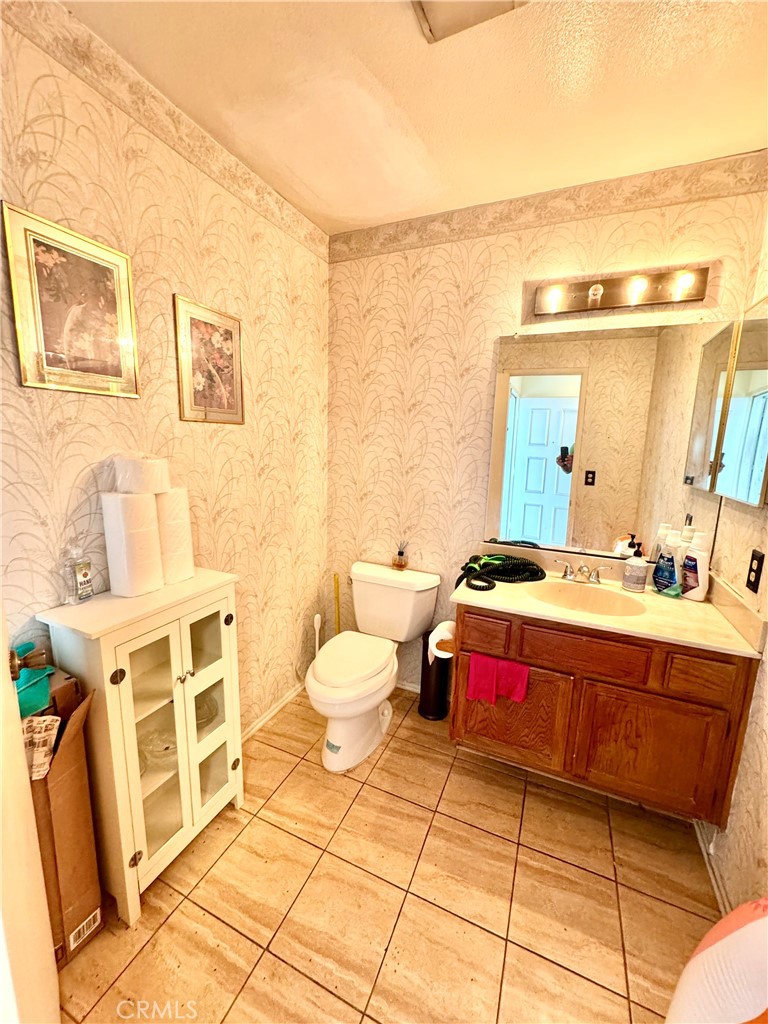 1070 Walnut Grove A Property Photo 28