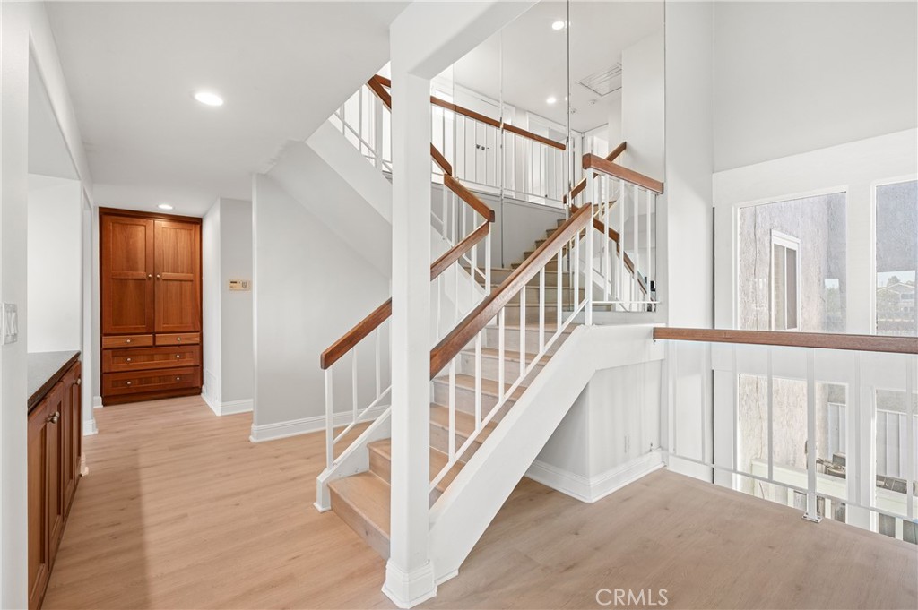 25 Lakeview 60 Property Photo 11