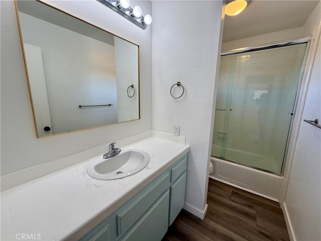 190 B Costa Mesa B Property Photo 8