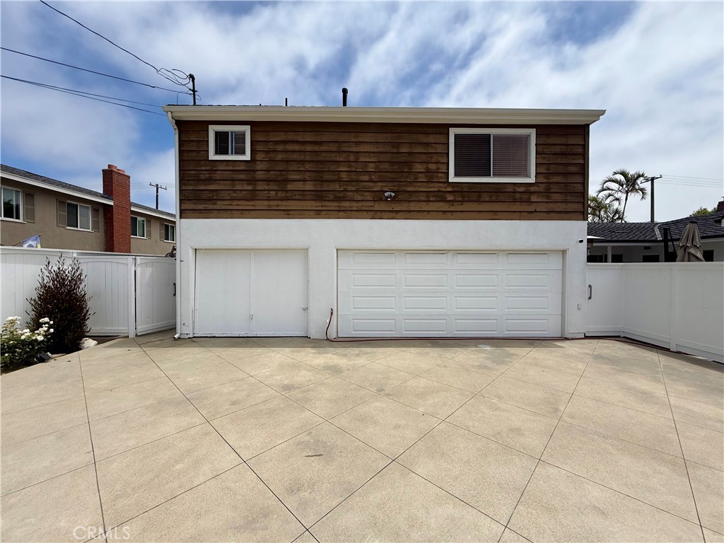 190 B Costa Mesa B Property Photo 10