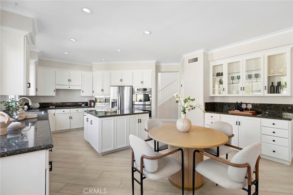 6 Tidal Surf Property Photo 10