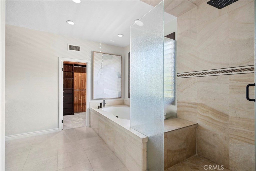 6 Tidal Surf Property Photo 18